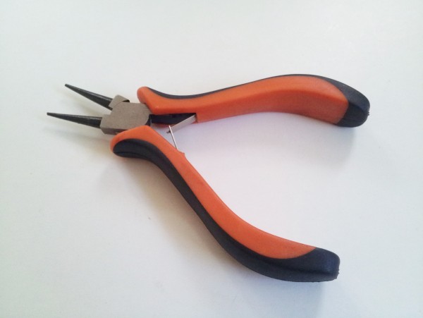 CHUNKY GRIP ROUND NOSE PLIERS