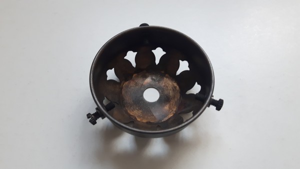 Lamp Shade Gallery 2 and a Quarter Inch Antique Bronze Effect Gallery Glass Shade Holder 10mm centre hole