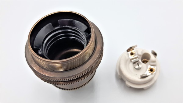 ES E27- 3 part bulb lamp holder aged antique brass effect M10 base