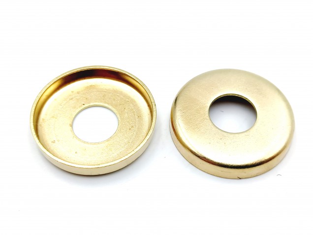 CHANDELIER BRASS PRESSED WASHER 10MM CENTRE HOLE