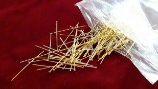 100 bright gold coloured Chandelier Pins super fine 1mm pin head 30mm length