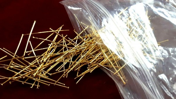 100 bright gold coloured Chandelier Pins super fine 1mm pin head 30mm length